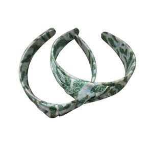 NWOT Aerie Green White Patterned Headband Set Small For Juniors Or Kids